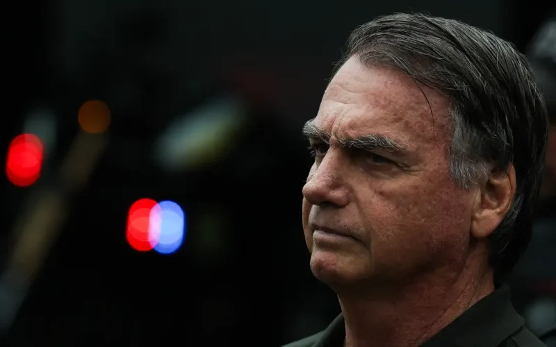 Bolsonaro é preso preventivamente em Brasília. Na decisão, Moraes diz que reunião programada poderia causar tumulto