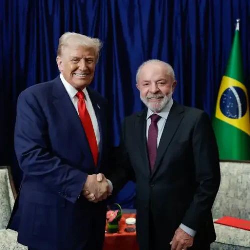 Trump retira tarifa de 40% sobre produtos do Brasil como café e carne. Presidente dos EUA diz que decisão foi tomada após conversa com Lula