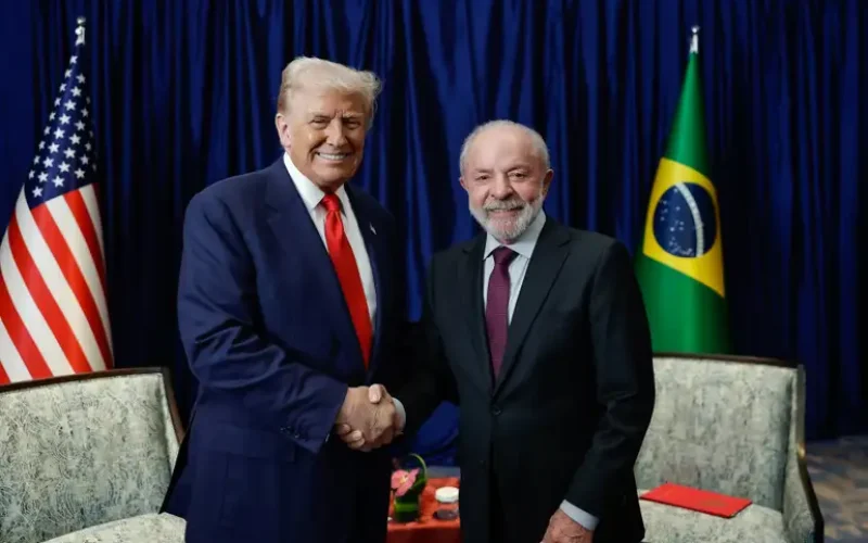 Trump retira tarifa de 40% sobre produtos do Brasil como café e carne. Presidente dos EUA diz que decisão foi tomada após conversa com Lula