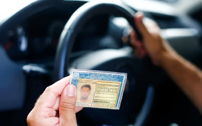 Governo divulga passo a passo de como funcionará a CNH sem autoescola