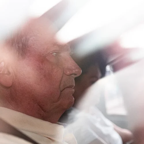 O triste fim do tresloucado Jair Messias Bolsonaro. A democracia venceu