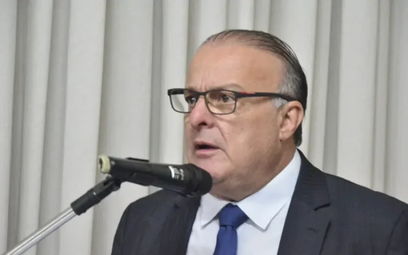 Paulinho Freire envia à Câmara projeto que dá mais transparência às emendas de vereadores em Natal. Objetivo da lei é garantir transparência, rastreabilidade dos recursos públicos e impedir uso político ou personalista dos valores destinados pelos vereadores ao orçamento municipal