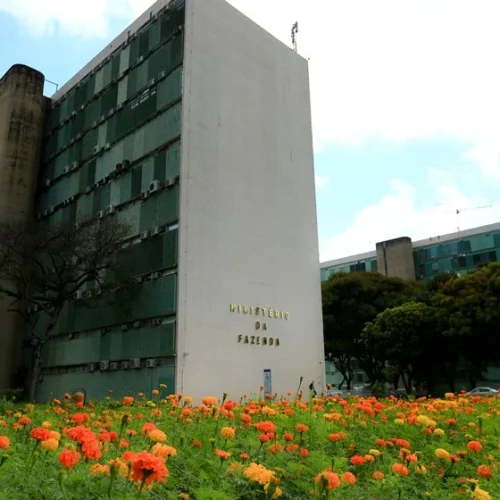 Governo recupera R$ 60 bilhões e intensifica combate a fraudes fiscais